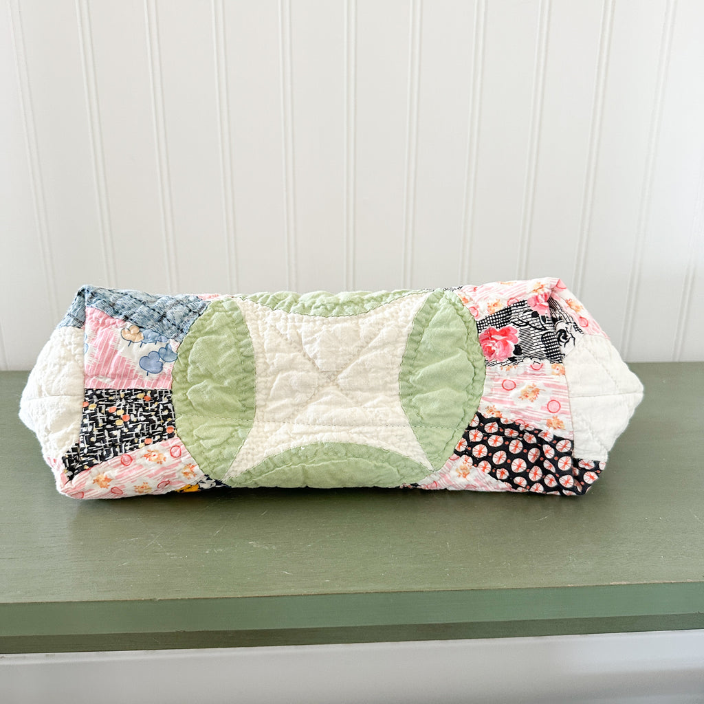 Large Vintage Dresden Plate Quilt Clam Shell Zipper Pouch