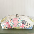 Large Vintage Dresden Plate Quilt Clam Shell Zipper Pouch
