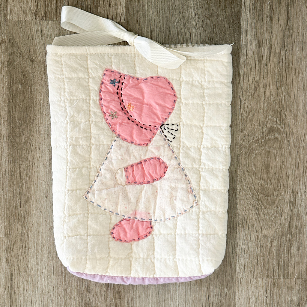 Large Vintage Sunbonnet Sue Quilt Bible/Book/Tablet Sleeve