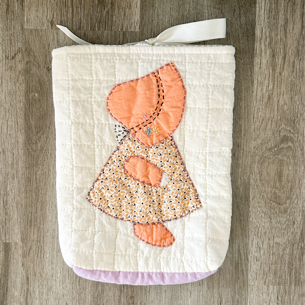 Large Vintage Sunbonnet Sue Quilt Bible/Book/Tablet Sleeve