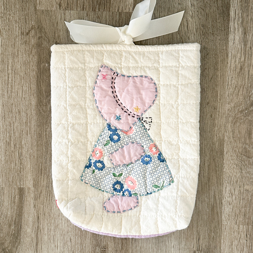 Large Vintage Sunbonnet Sue Quilt Bible/Book/Tablet Sleeve