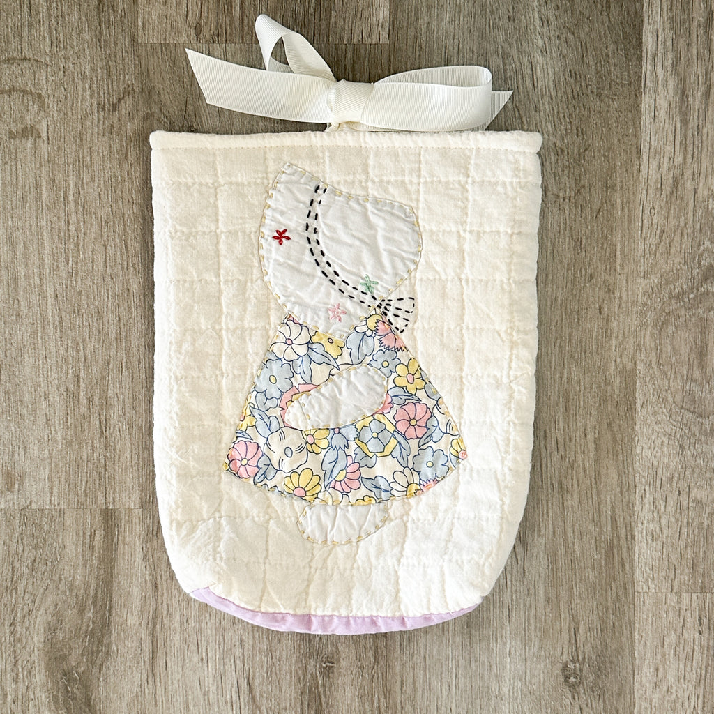 Large Vintage Sunbonnet Sue Quilt Bible/Book/Tablet Sleeve