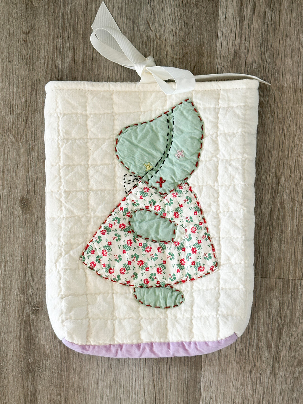 Large Vintage Sunbonnet Sue Quilt Bible/Book/Tablet Sleeve