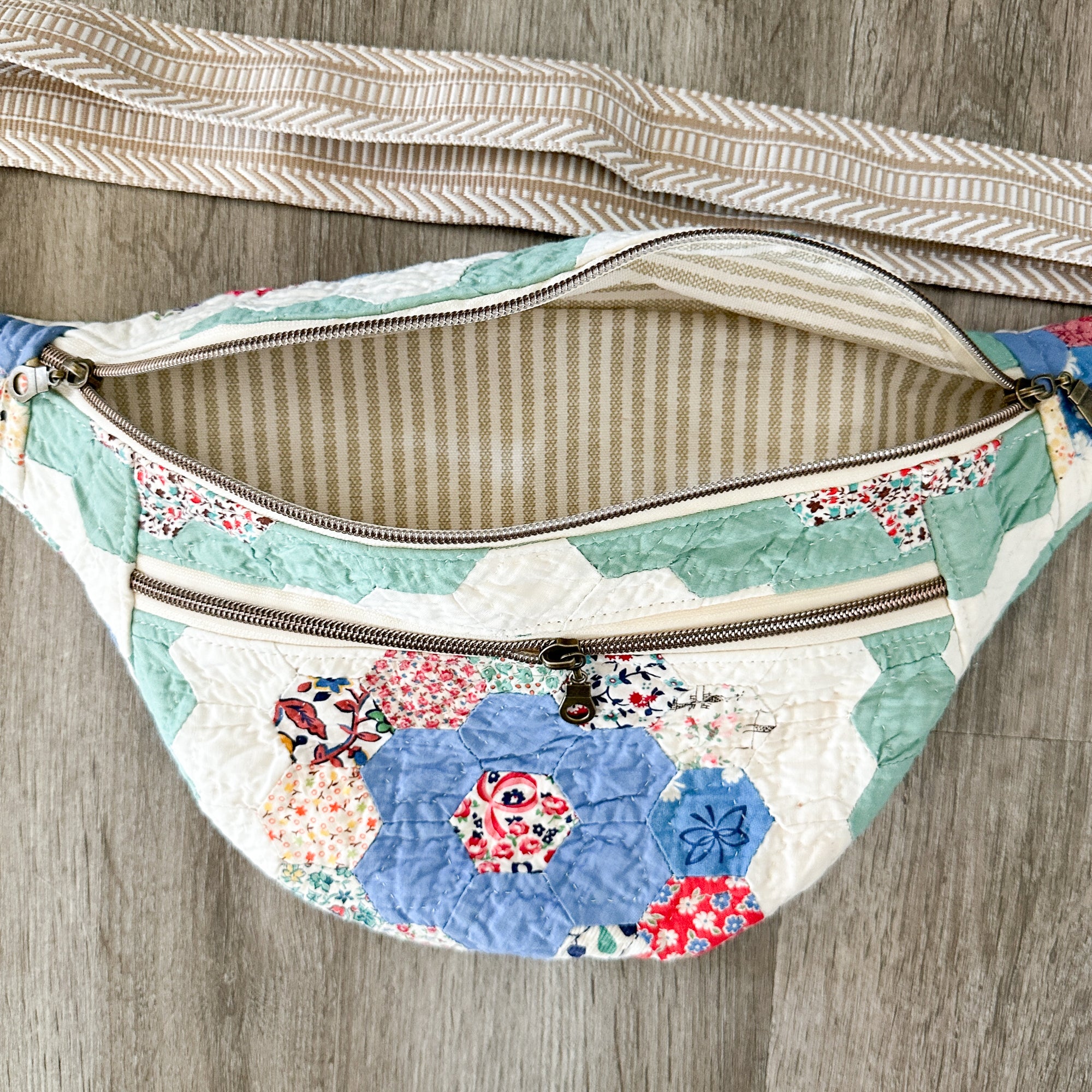 Large Fanny Pack Bag Vintage Grandmother's Garden Quilt