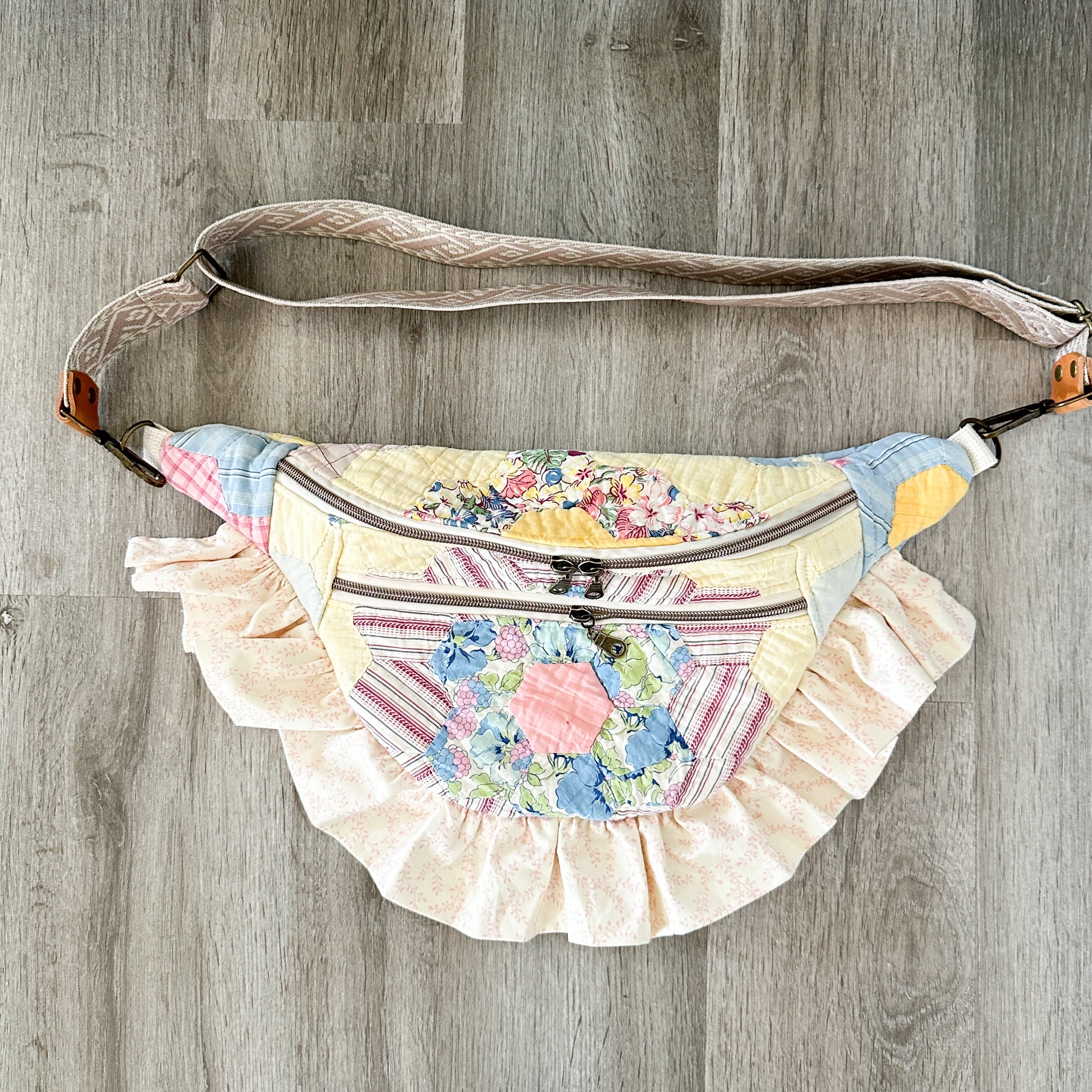 Large Fanny Pack Bag Vintage Grandmother's Garden Quilt
