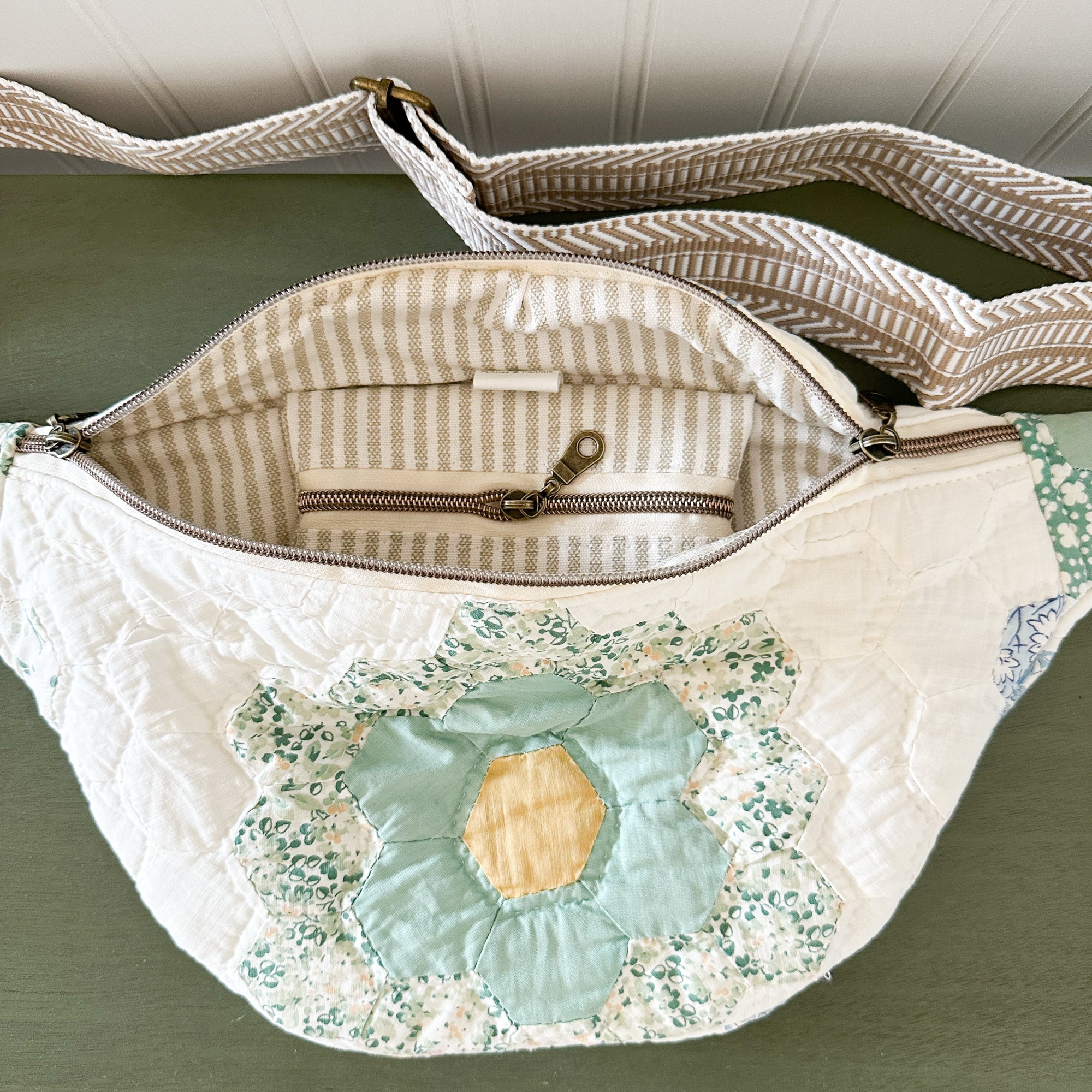 Large Fanny Pack Bag Vintage Grandmother's Garden Quilt