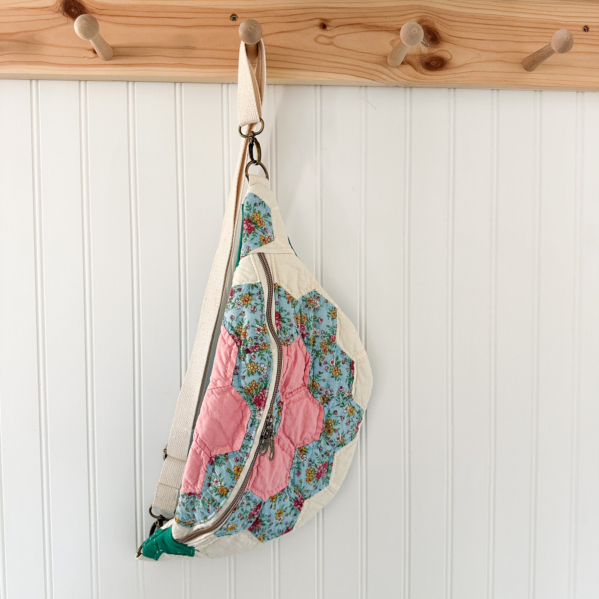 Large Fanny Pack Bag Vintage Grandmother's Garden Quilt