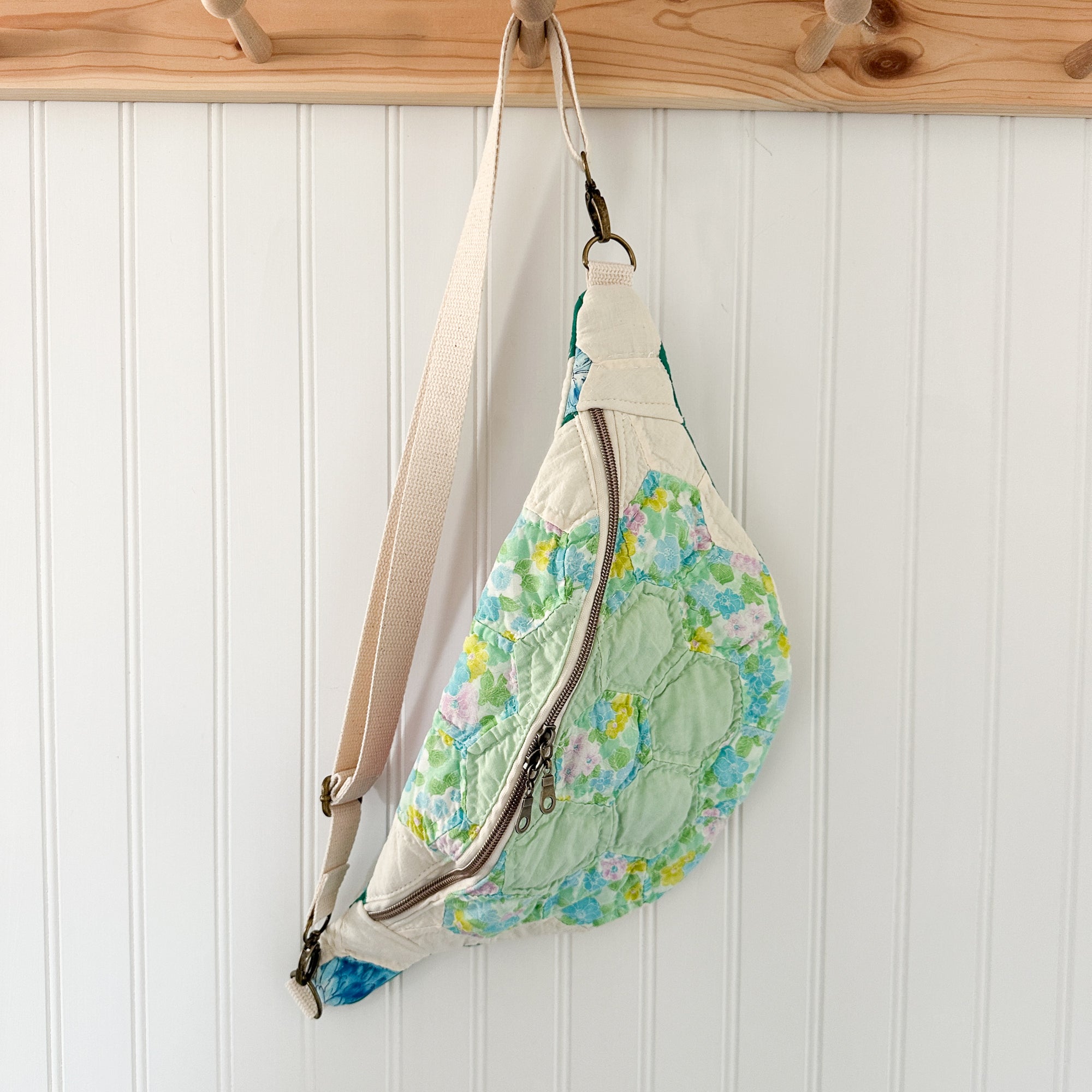 Large Fanny Pack Bag Vintage Grandmother's Garden Quilt