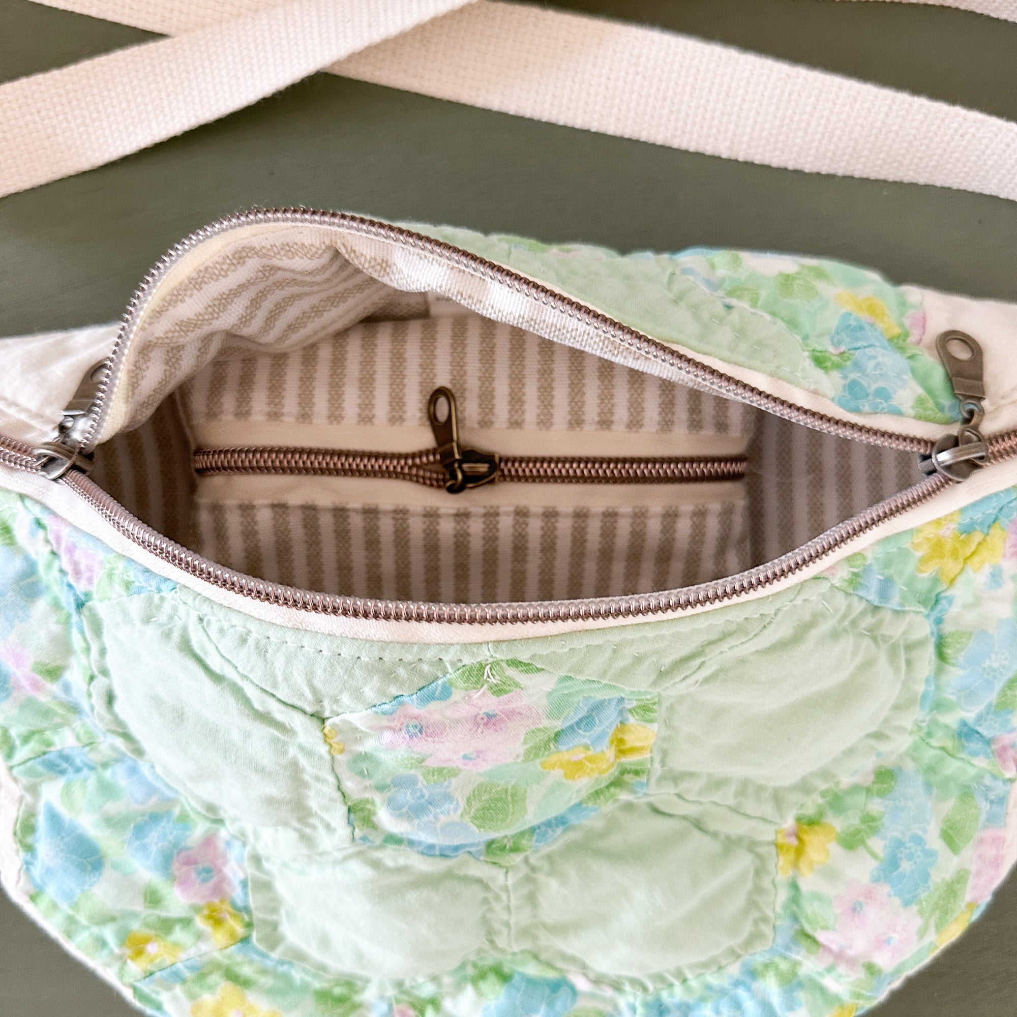 Large Fanny Pack Bag Vintage Grandmother's Garden Quilt