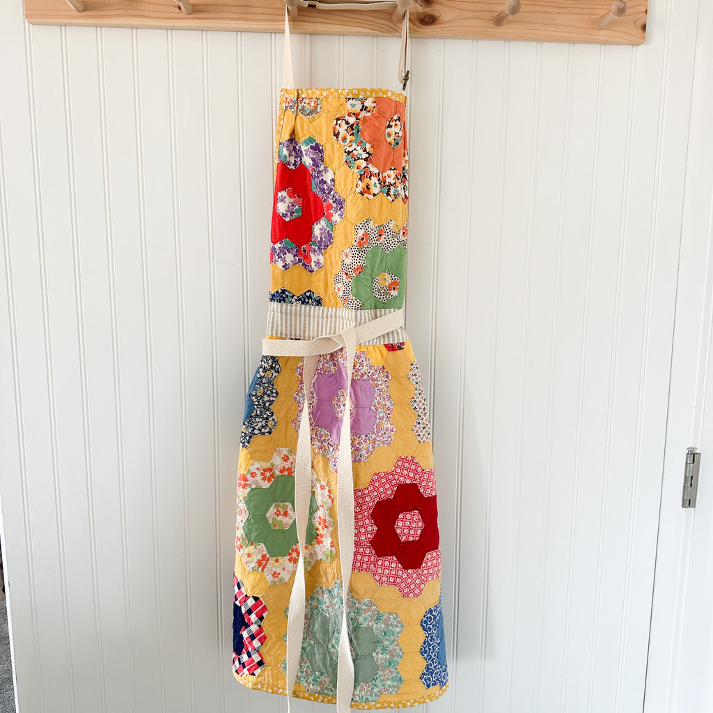 Vintage Grandmothers Garden/Hexagon Apron