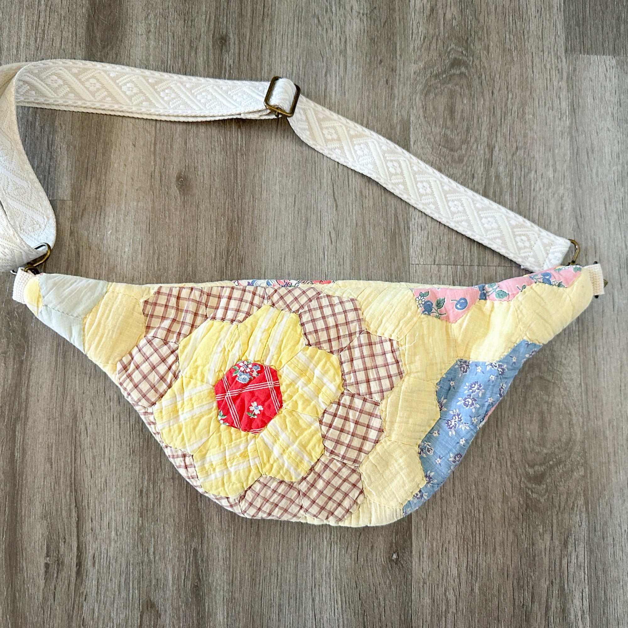 Large Fanny Pack Bag Vintage Grandmother's Garden Quilt