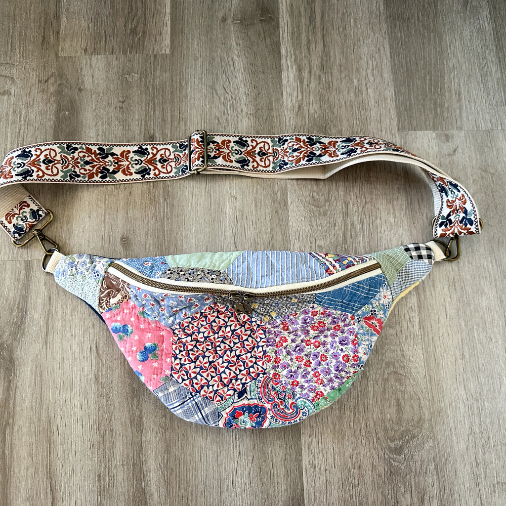 Large Fanny Pack Bag Vintage Grandmother's Garden Quilt