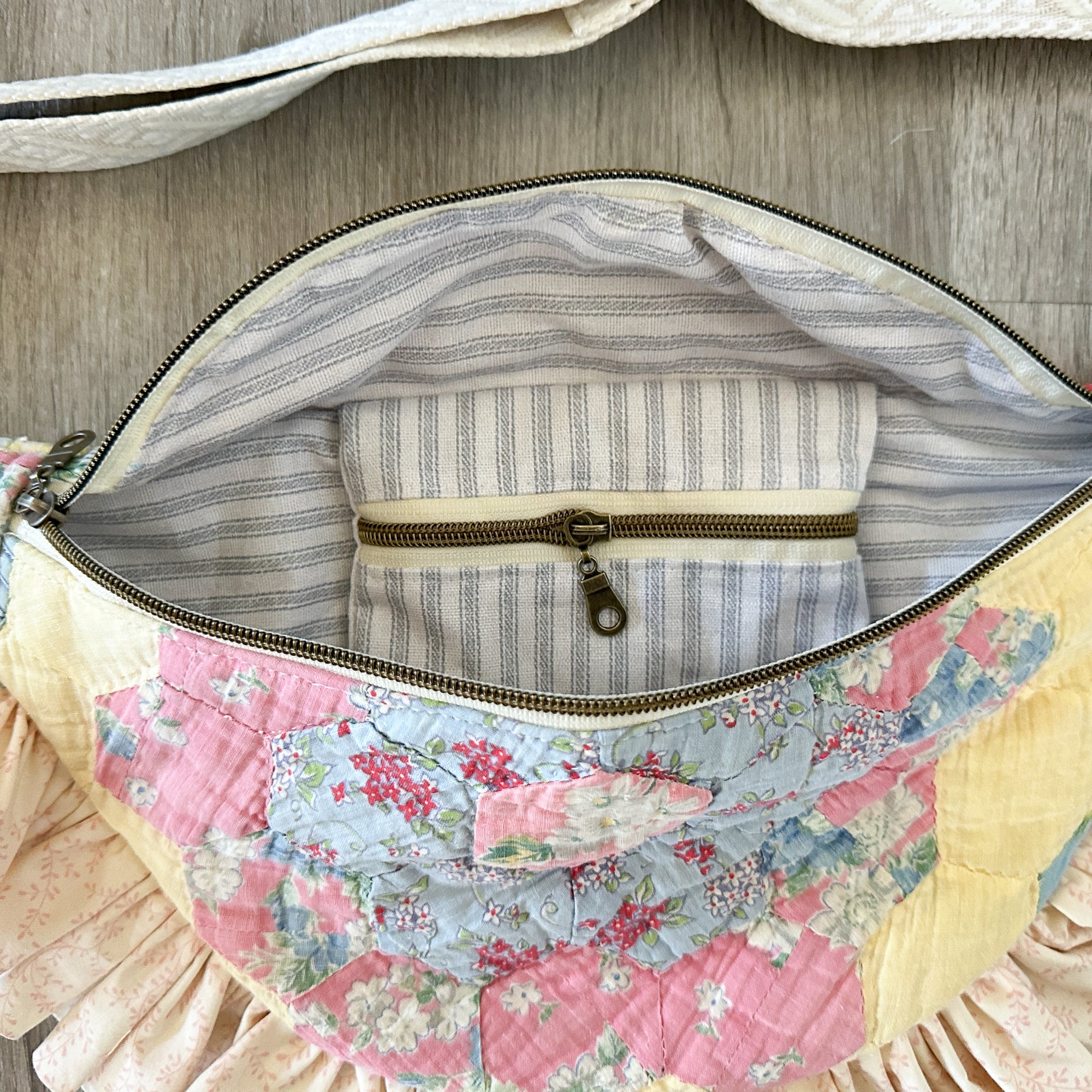 Large Fanny Pack Bag Vintage Grandmother's Garden Quilt