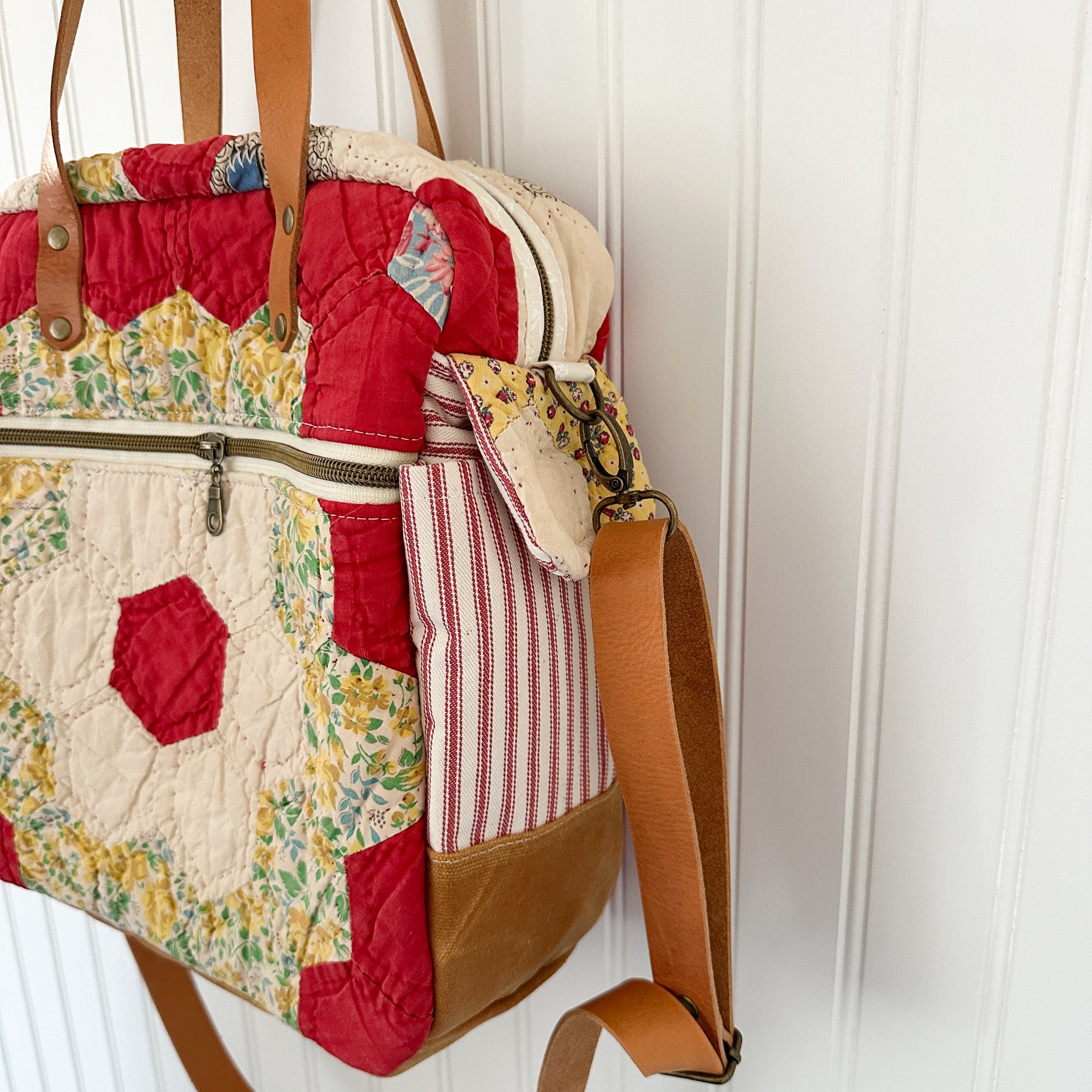 Sunday School Teachers Bag Vintage Grandmothers Garden Quilt with Leather Handles and Crossbody Strap