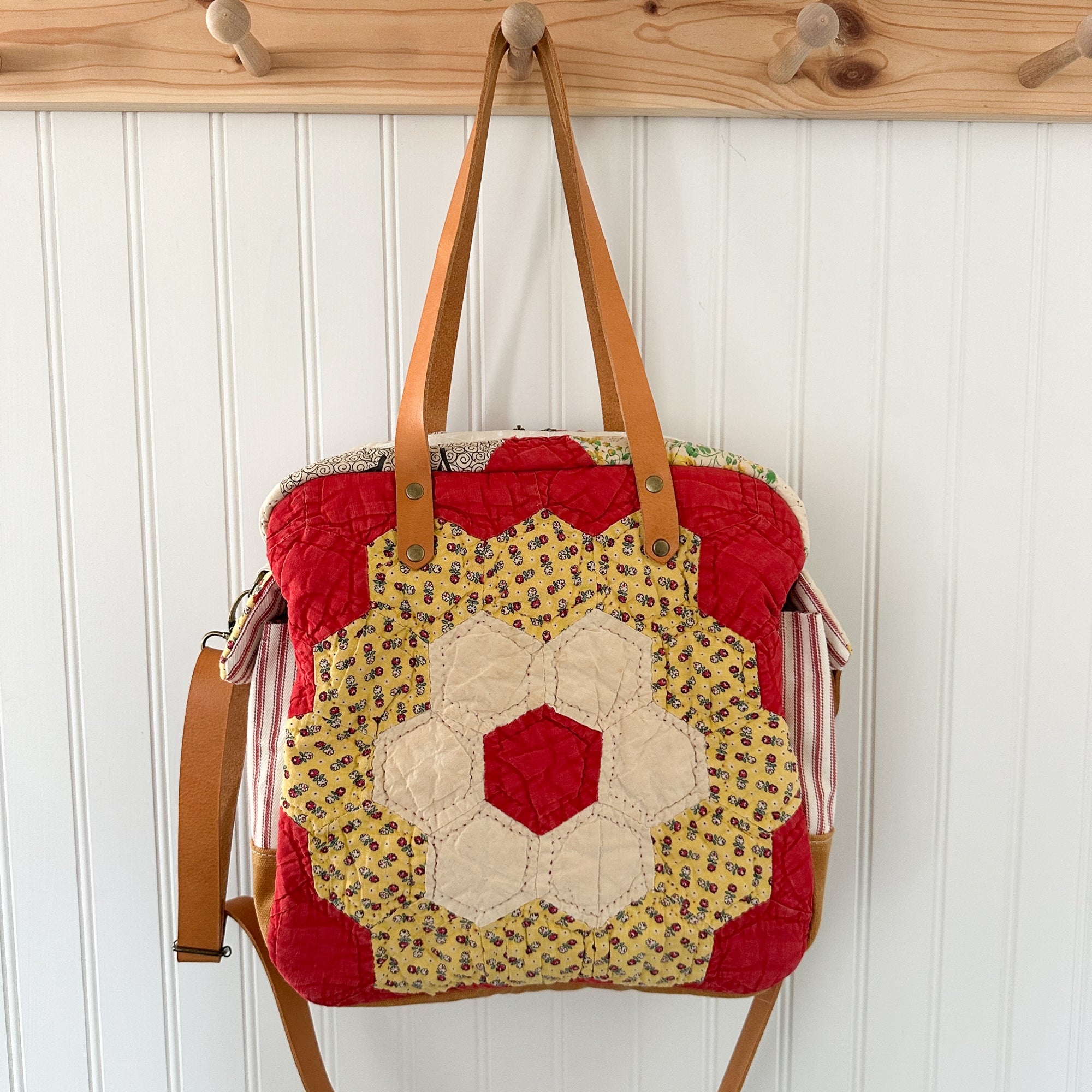 Sunday School Teachers Bag Vintage Grandmothers Garden Quilt with Leather Handles and Crossbody Strap
