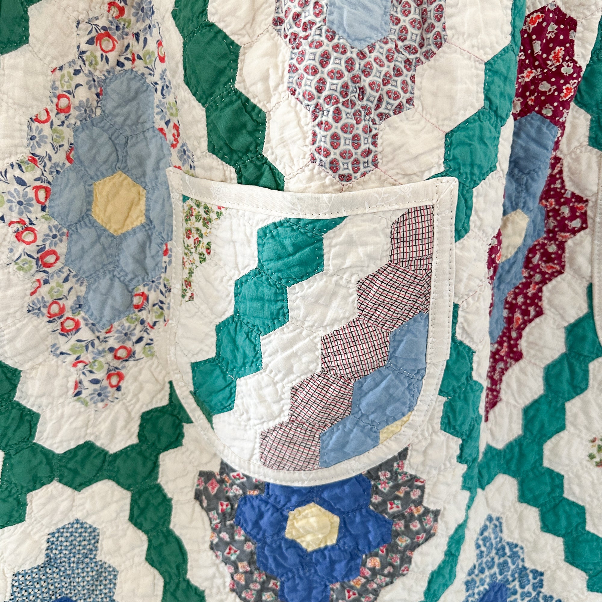Vintage Grandmothers Garden/Hexagon Apron