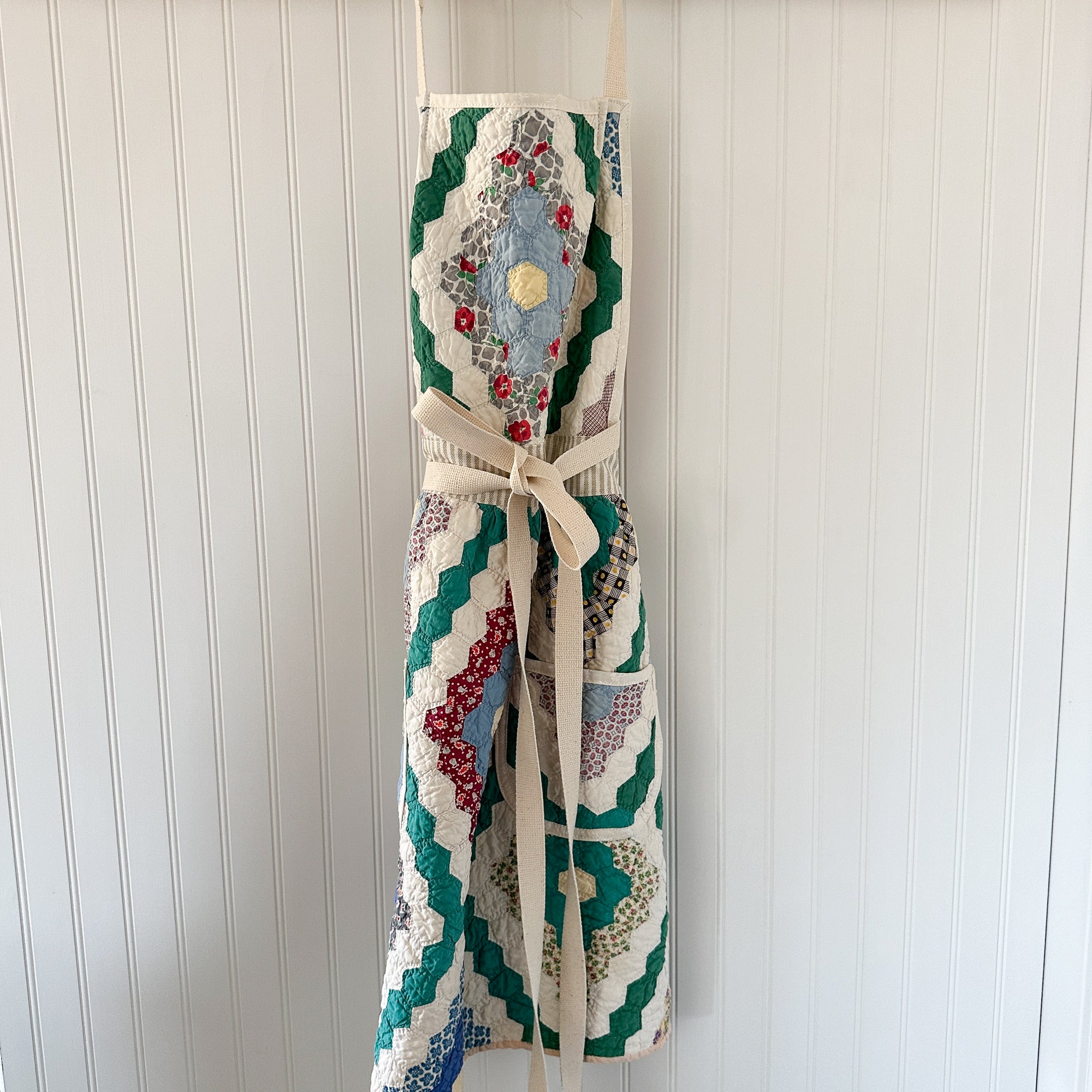 Vintage Grandmothers Garden/Hexagon Apron