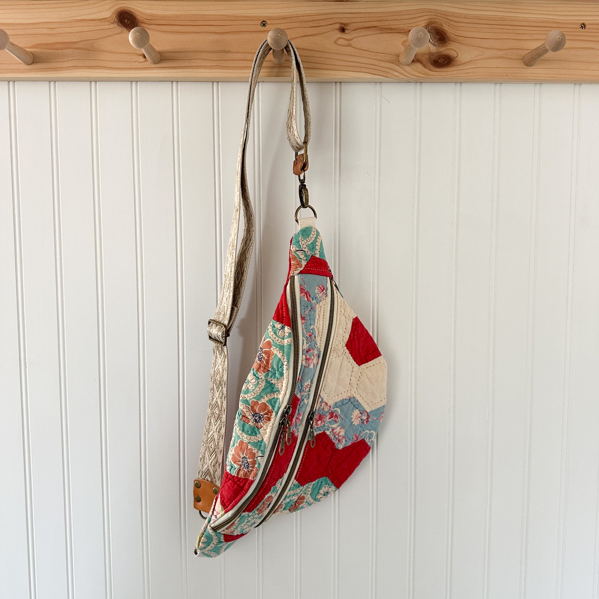 Large Fanny Pack Bag Vintage Grandmother's Garden Quilt