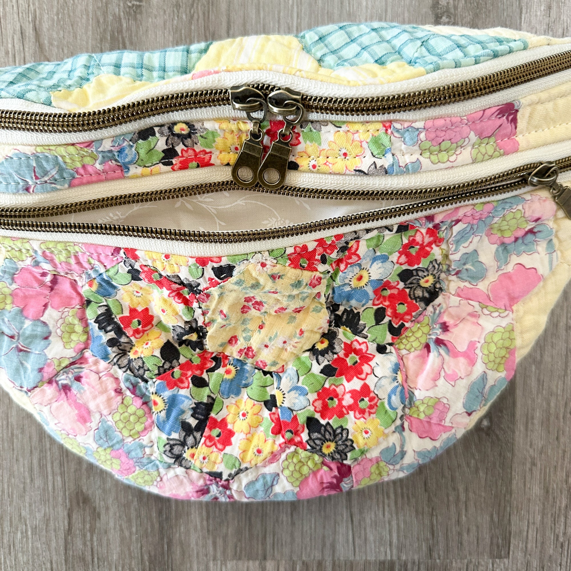 Large Fanny Pack Bag Vintage Grandmother's Garden Quilt