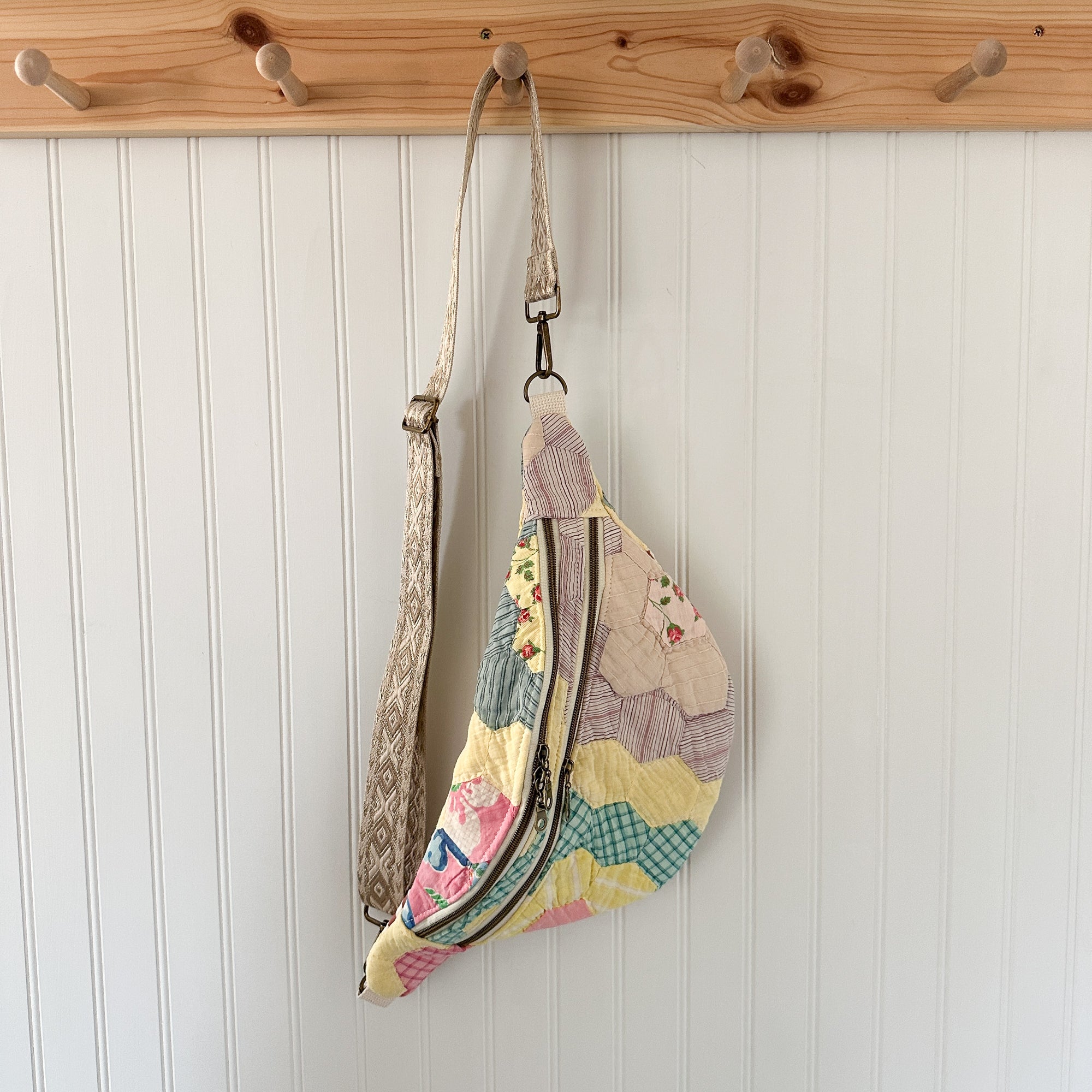 Large Fanny Pack Bag Vintage Grandmother's Garden Quilt