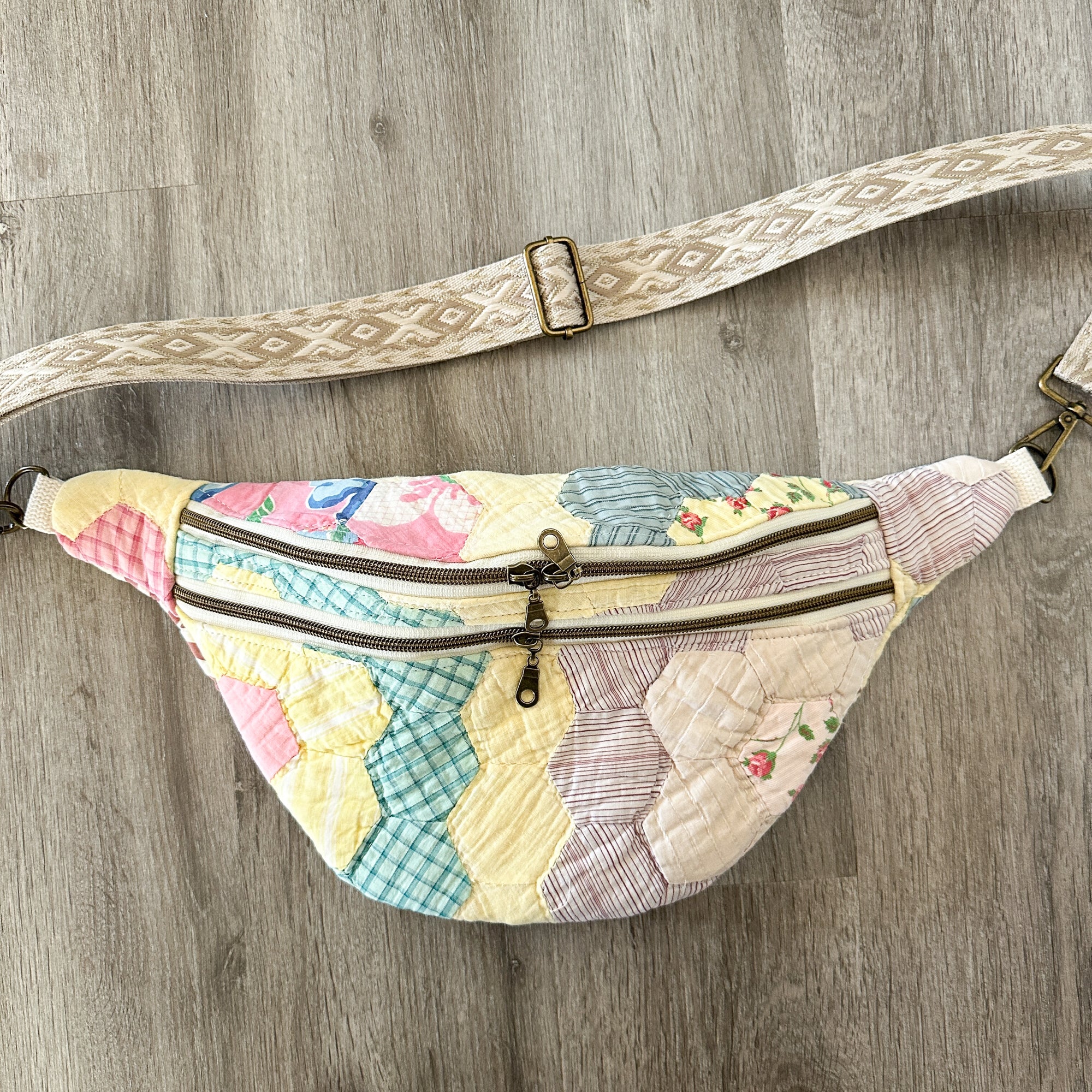 Large Fanny Pack Bag Vintage Grandmother's Garden Quilt