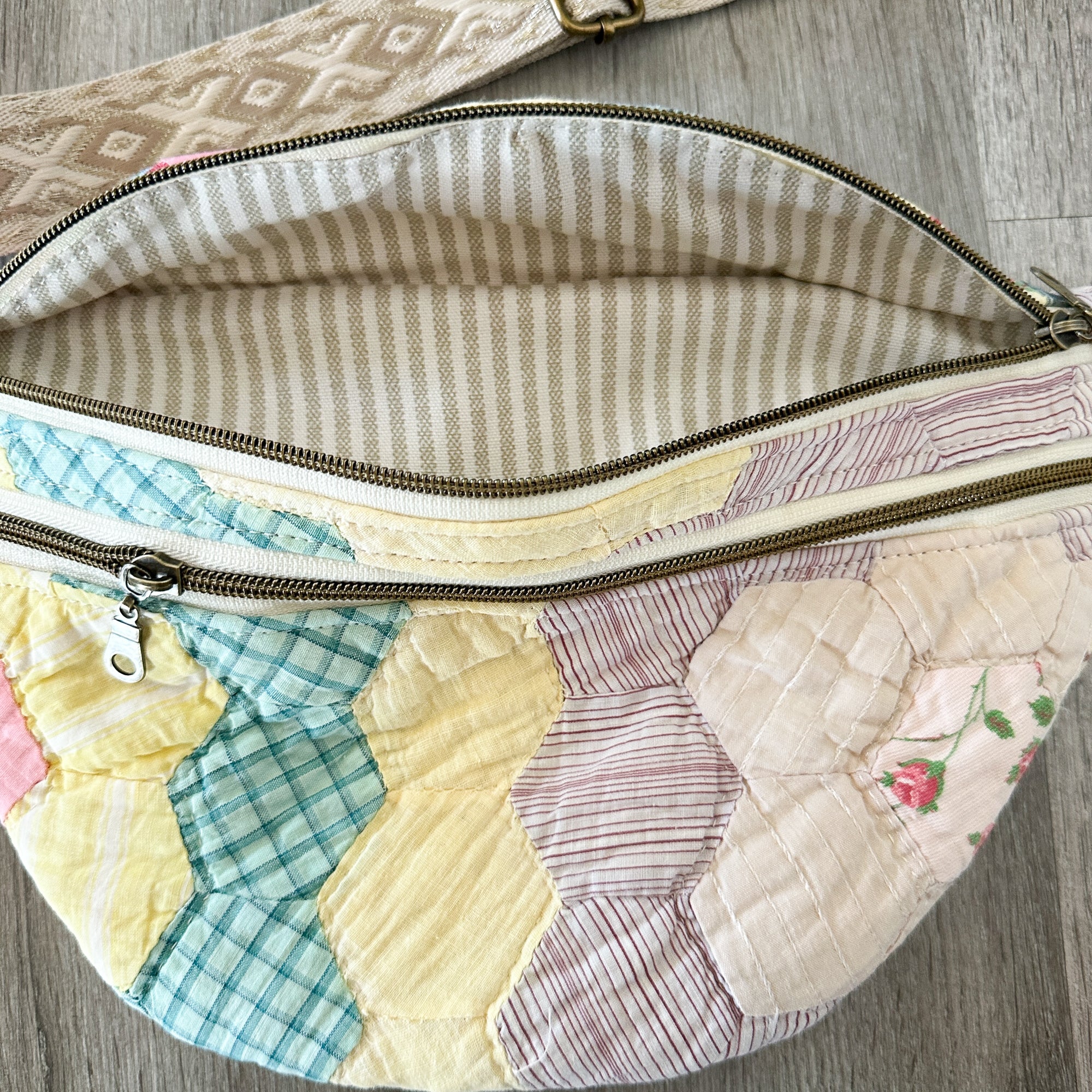 Large Fanny Pack Bag Vintage Grandmother's Garden Quilt