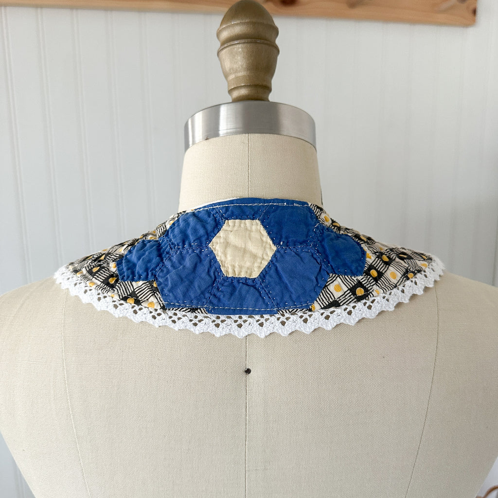 Small Vintage Grandmother's Garden Quilt Detachable Peter Pan Collar