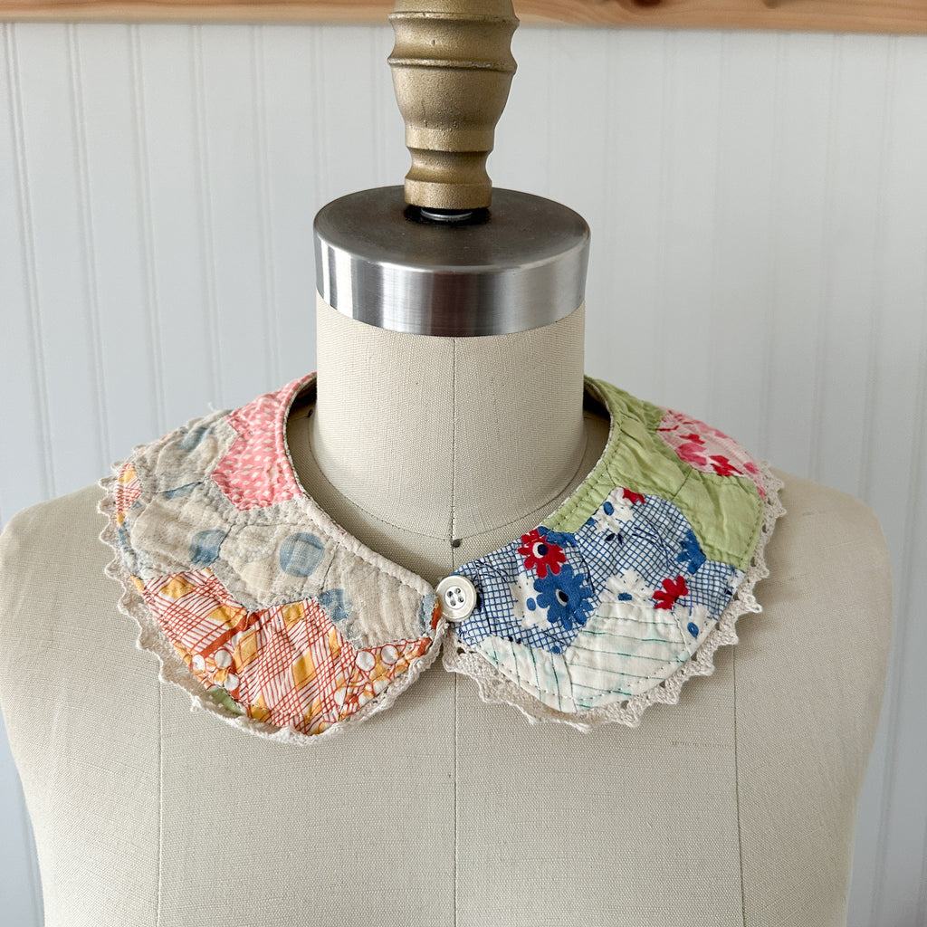Small Vintage Grandmother's Garden Quilt Detachable Peter Pan Collar