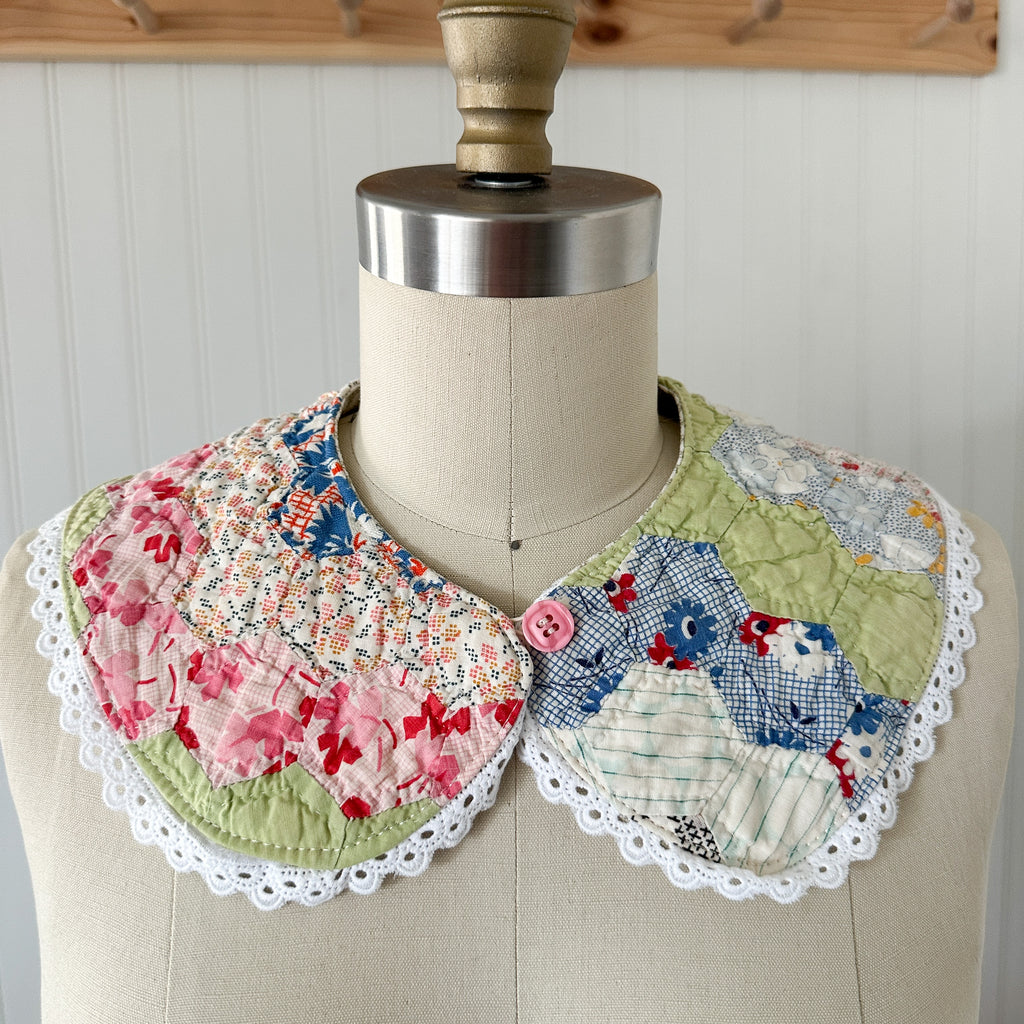Large Vintage Grandmother's Garden Quilt Detachable Peter Pan Collar
