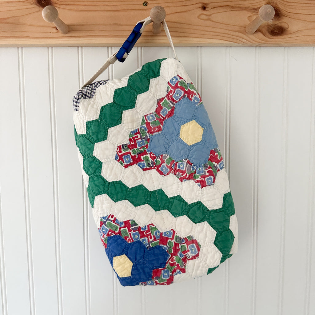 Vintage Grandmothers Garden Quilt Box Pouch with Buckle Clasp Handle