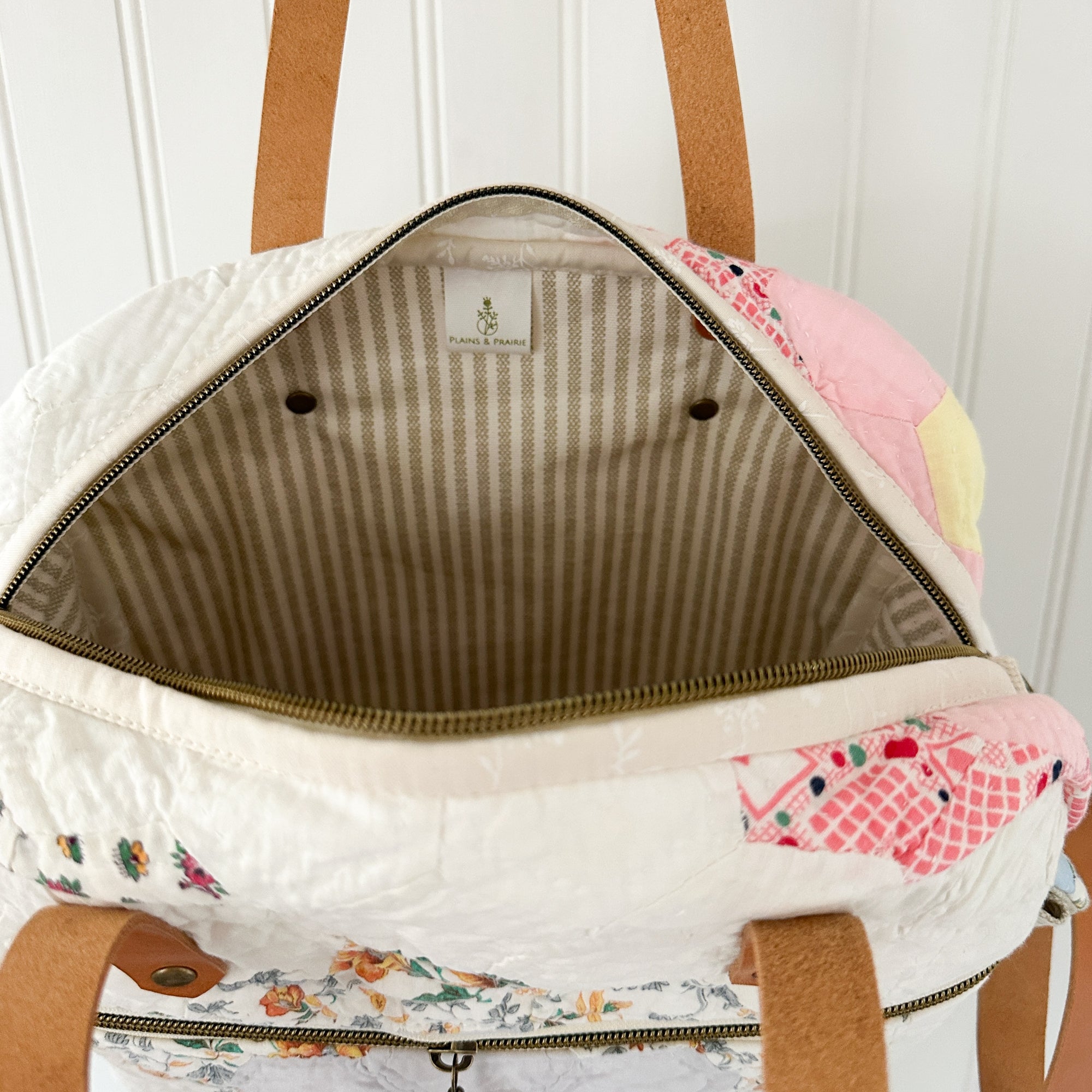 Sunday School Teachers Bag Vintage Grandmothers Garden Quilt with Leather Handles and Crossbody Strap