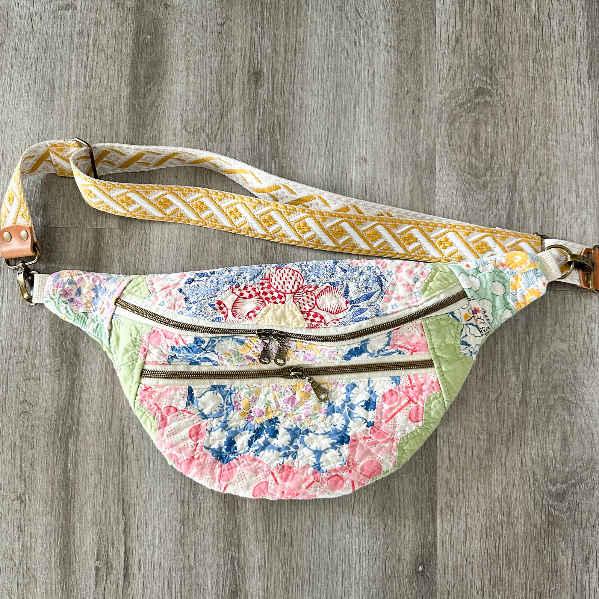 Large Fanny Pack Bag Vintage Grandmother's Garden Quilt