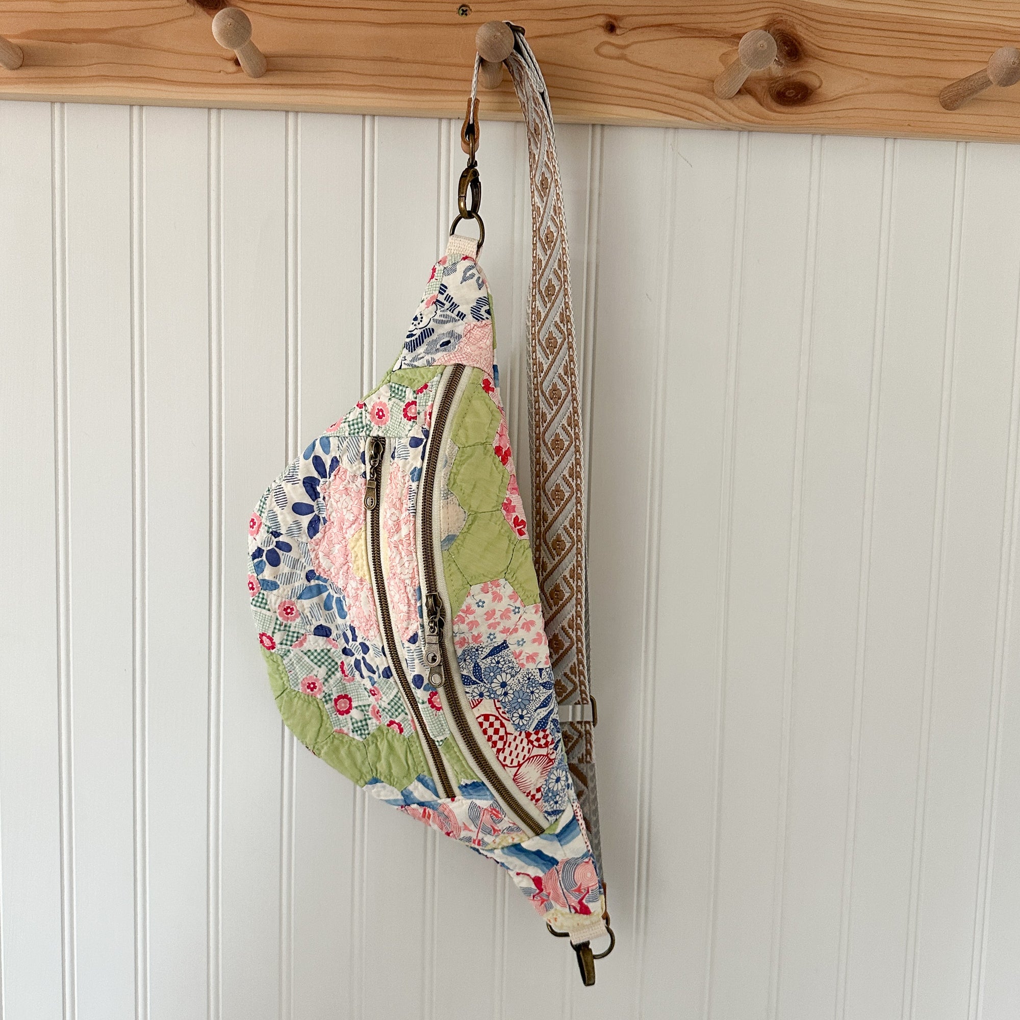 Large Fanny Pack Bag Vintage Grandmother's Garden Quilt