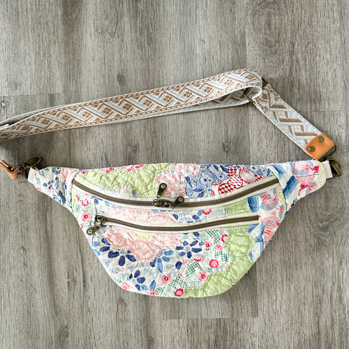 Large Fanny Pack Bag Vintage Grandmother's Garden Quilt