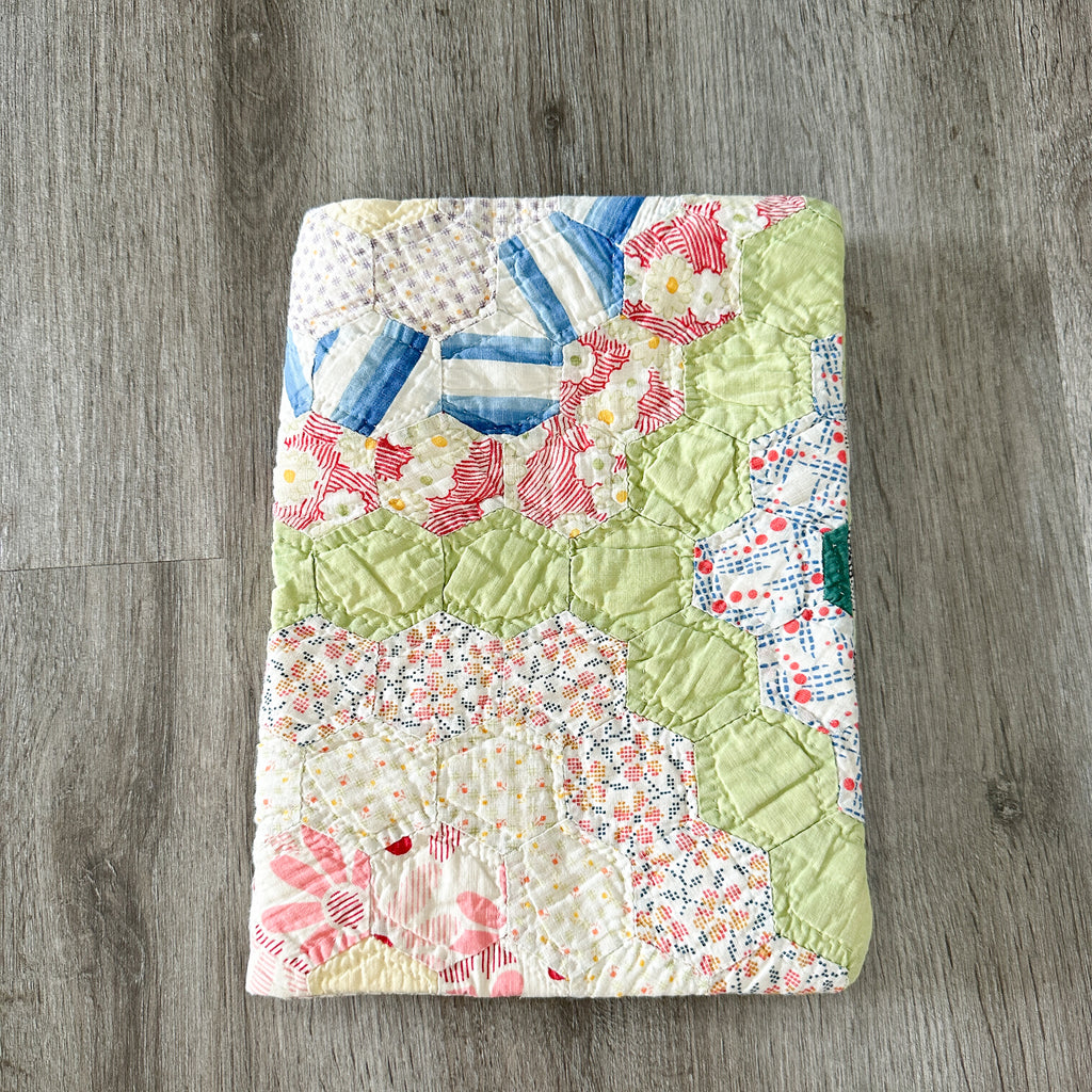 Medium Vintage Grandmother's Garden Quilt Bible Cover
