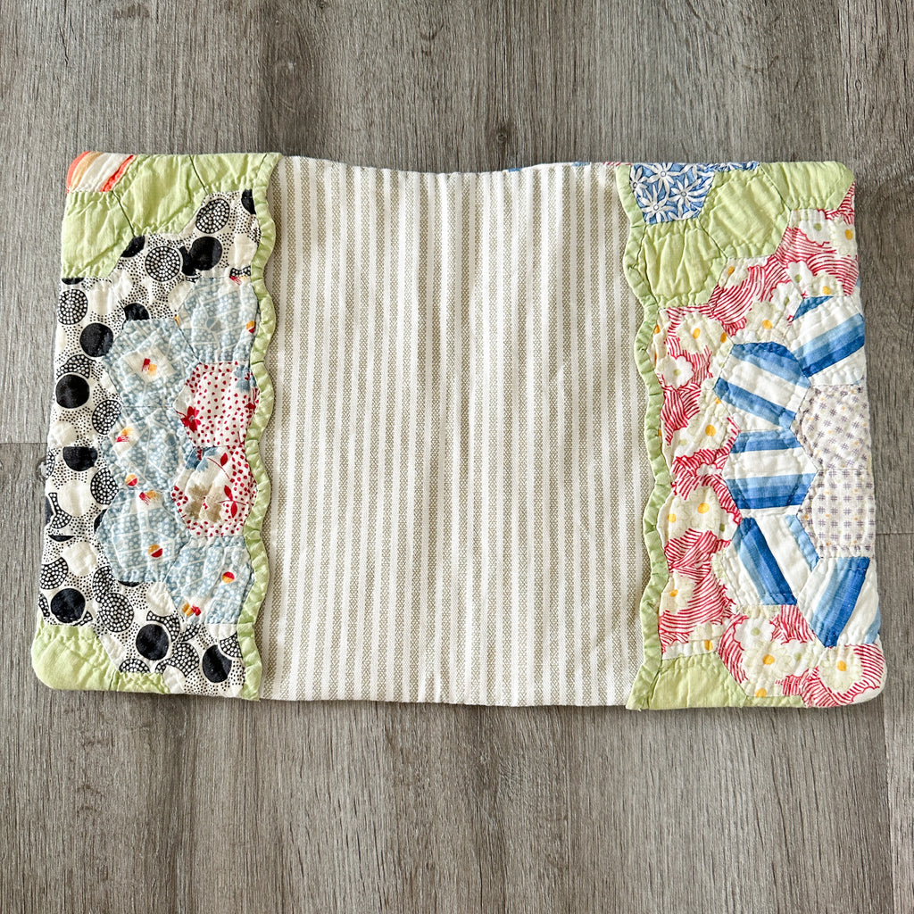 Medium Vintage Grandmother's Garden Quilt Bible Cover