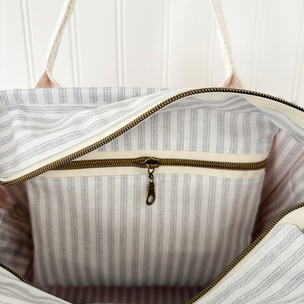 Boxy Bible Bag Vintage Wedding Ring Quilt with Leather Handles and Crossbody Strap