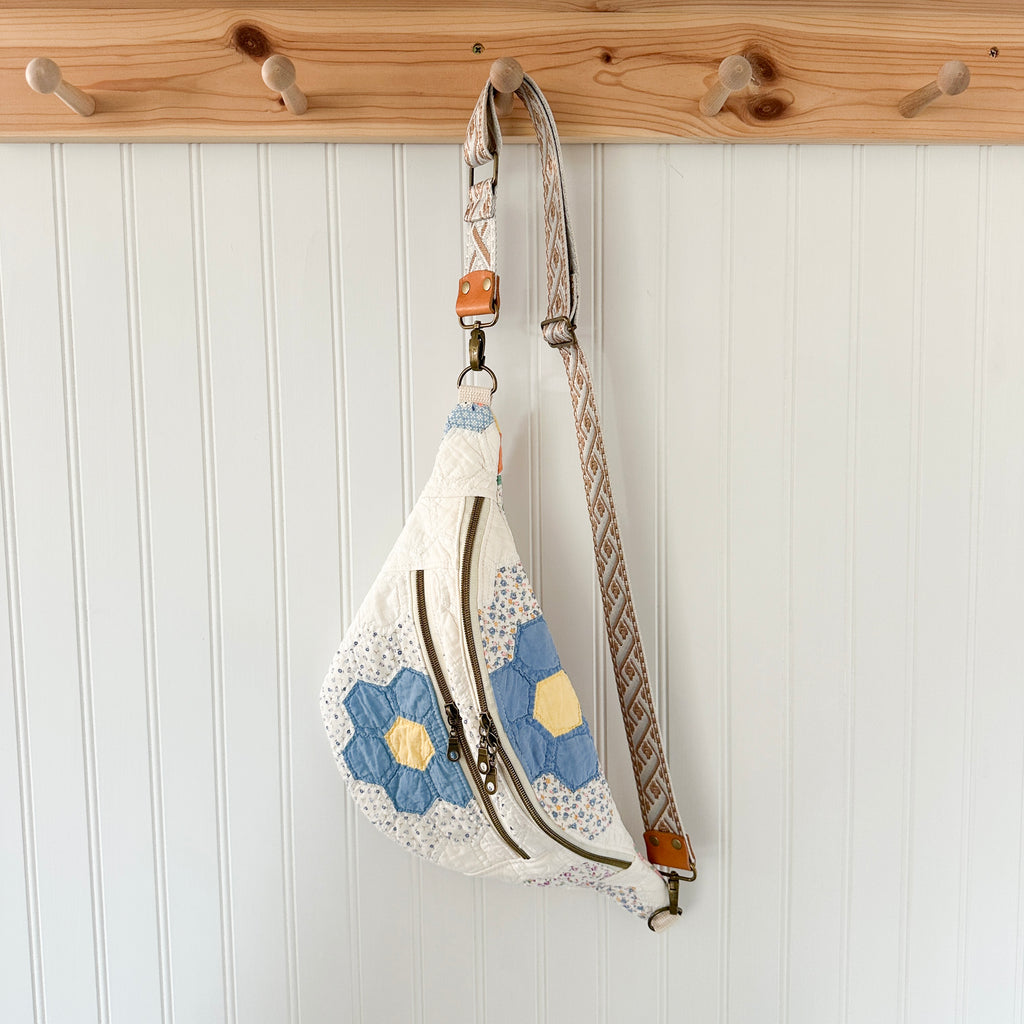 Vintage Grandmothers Garden Quilt Fanny Pack