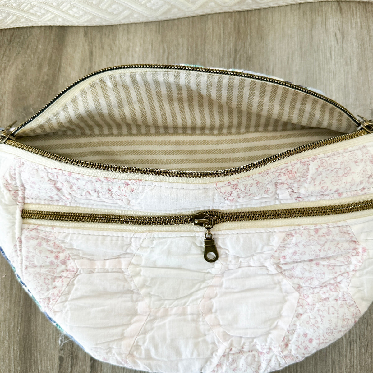 Vintage Grandmothers Garden Quilt Fanny Pack