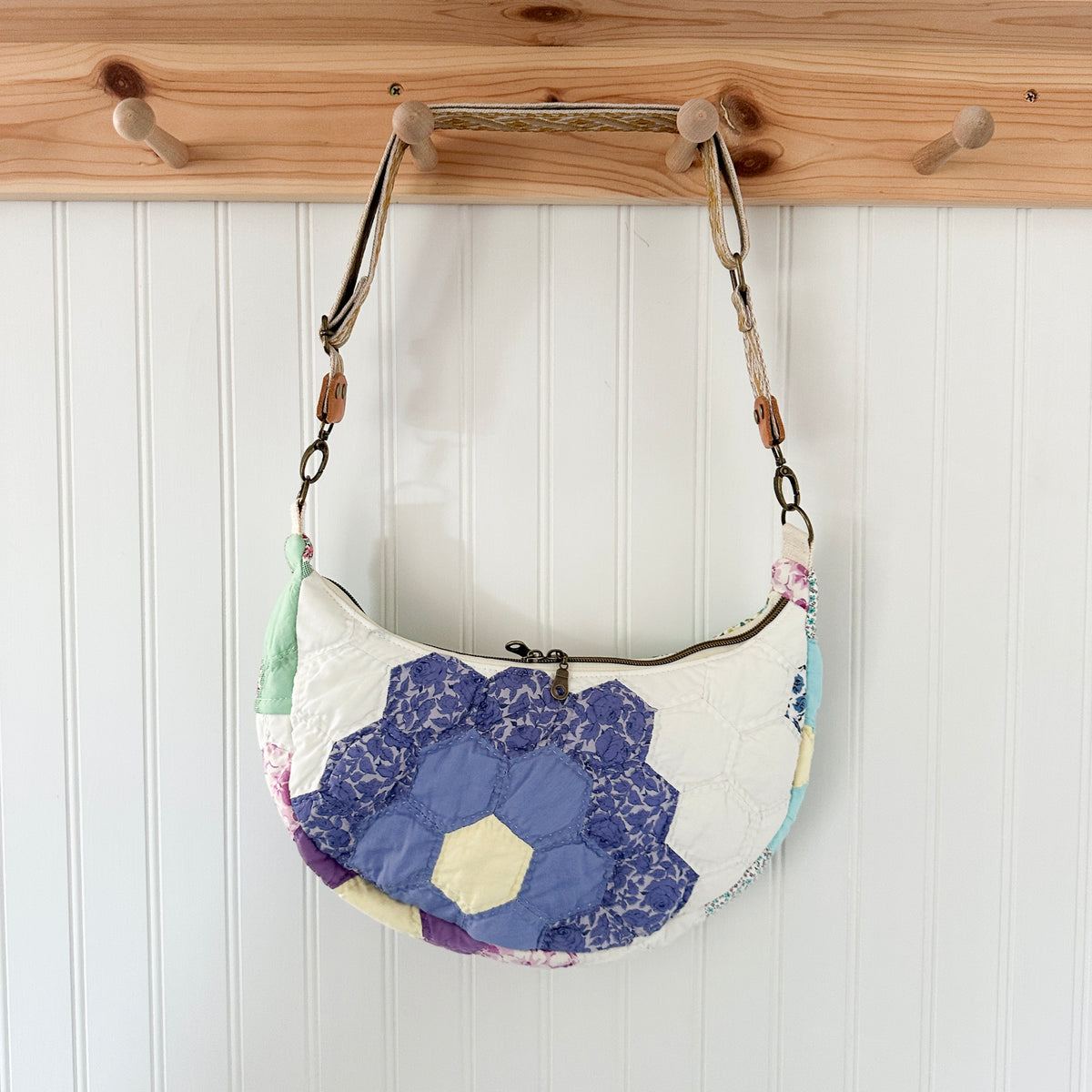 Vintage Grandmothers Garden Quilt Shoulder Bag