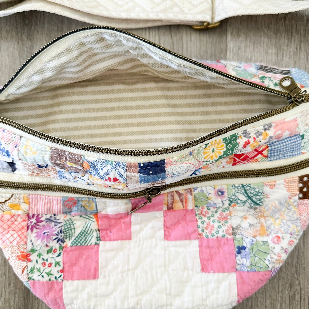 Vintage Irish Chain Quilt Fanny Pack