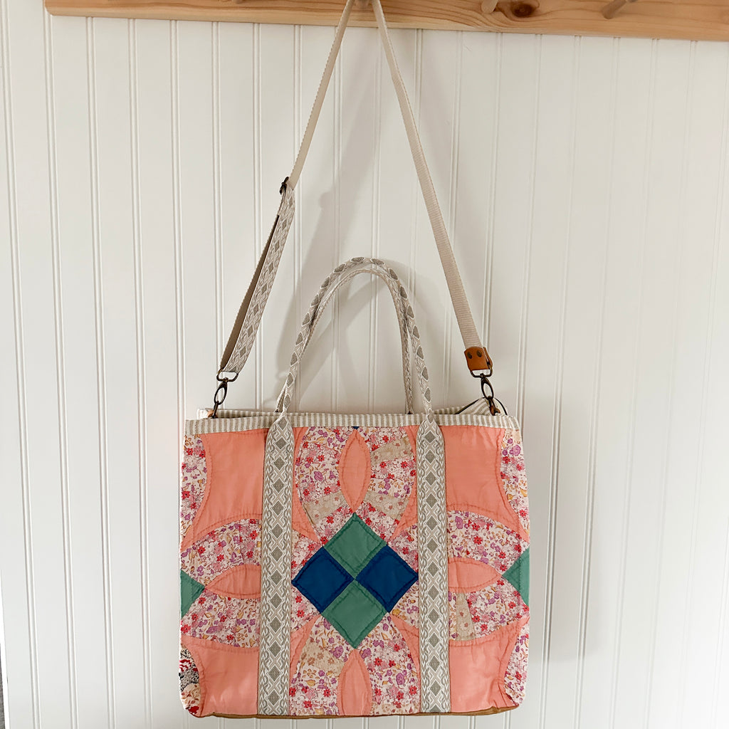 XL Boxy Bag Vintage Wedding Ring Quilt with Handles and Leather Crossbody Strap