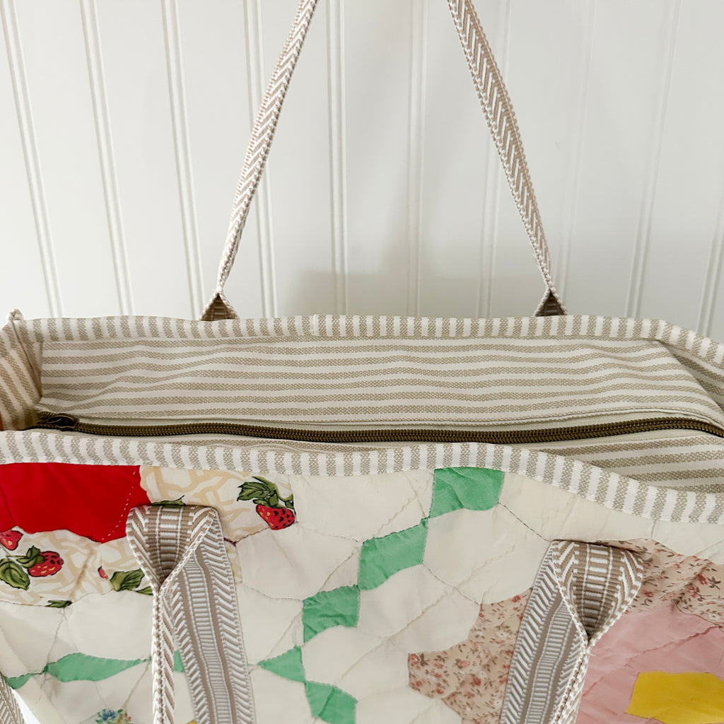 XL Boxy Bag Vintage Grandmothers Garden Quilt with Handles and Leather Crossbody Strap