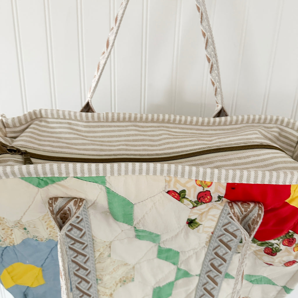 XL Boxy Bag Vintage Grandmothers Garden Quilt with Handles and Leather Crossbody Strap