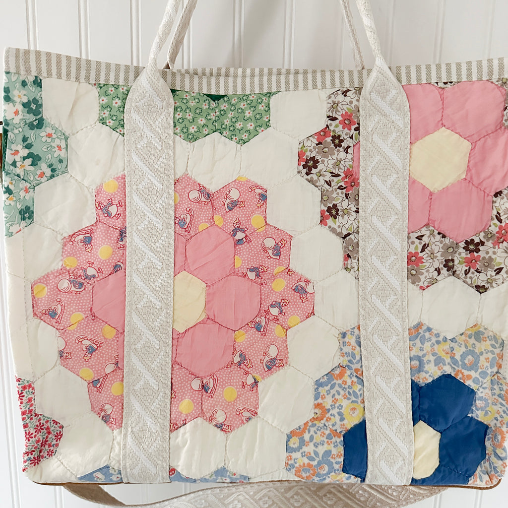 XL Boxy Bag Vintage Grandmothers Garden Quilt with Handles and Leather Crossbody Strap