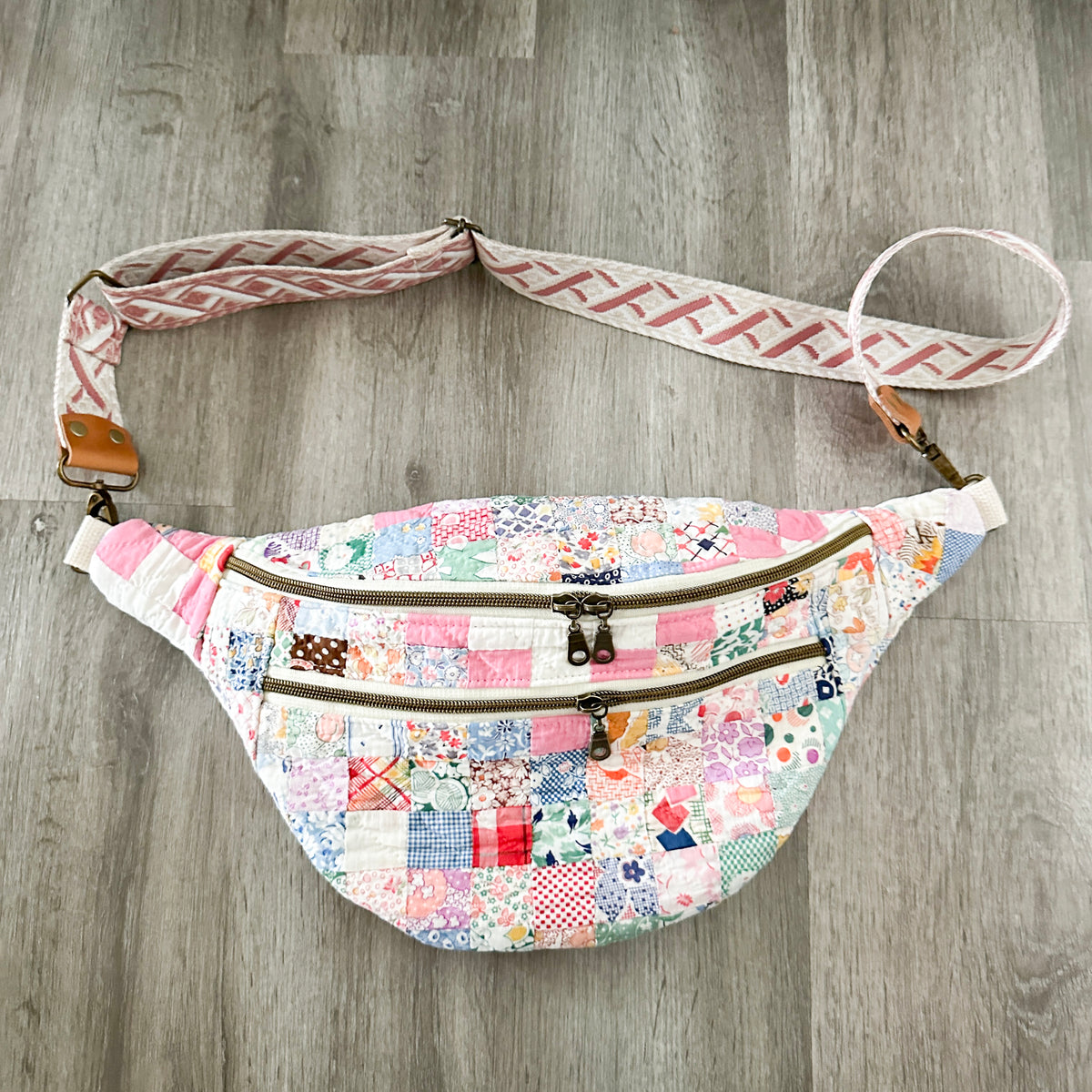 Vintage Irish Chain Quilt Fanny Pack