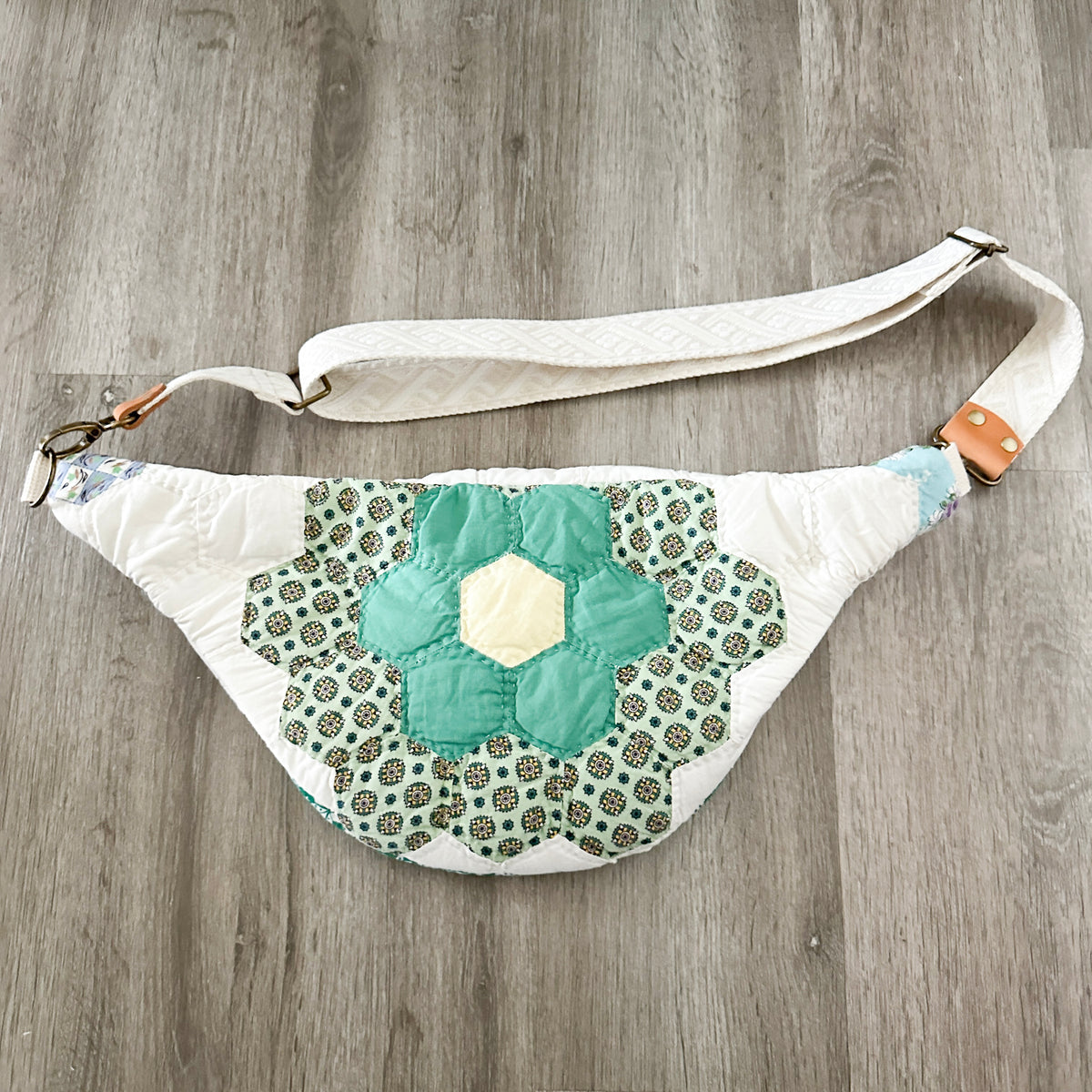Vintage Grandmothers Garden Quilt Fanny Pack