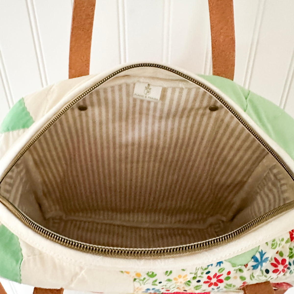 Sunday School Teachers Bag Vintage Grandmothers Garden Quilt with Leather Handles and Crossbody Strap